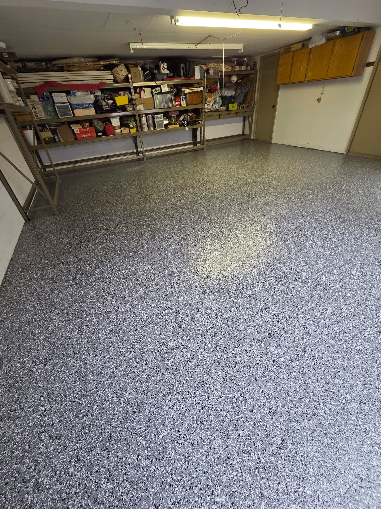 Gallery photos for Flaked Epoxy Garage Floor Upgrade in Minnetonka Townhomes: Image #3
