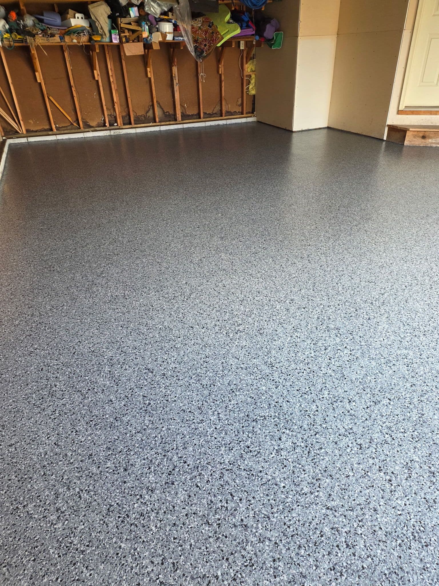 Gallery photos for Oakdale Garage Floor Gets a Full Flaked Epoxy Makeover: Image #2