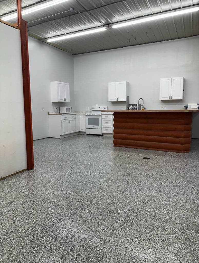 Gallery photos for Stunning Gym Makeover with Versatile Epoxy Flooring: Image #1