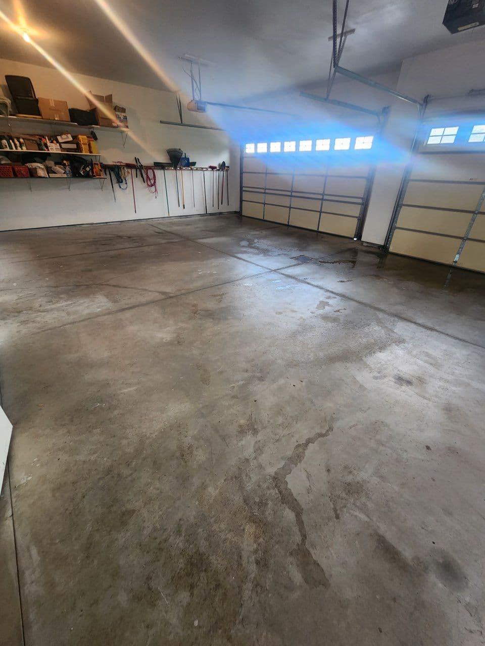 Gallery photos for Revive Your Garage with Flaked Epoxy Flooring: Image #3