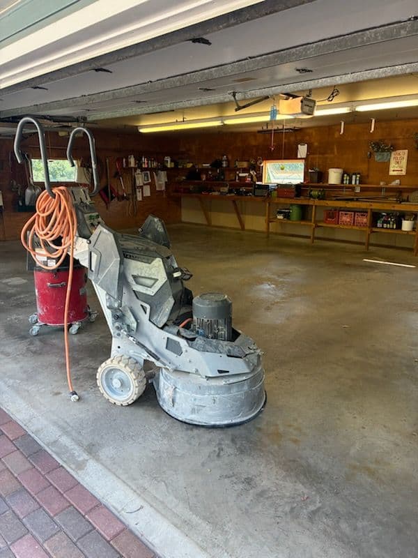 Gallery photos for Transform Your Garage with Epoxy Flooring: Image #3